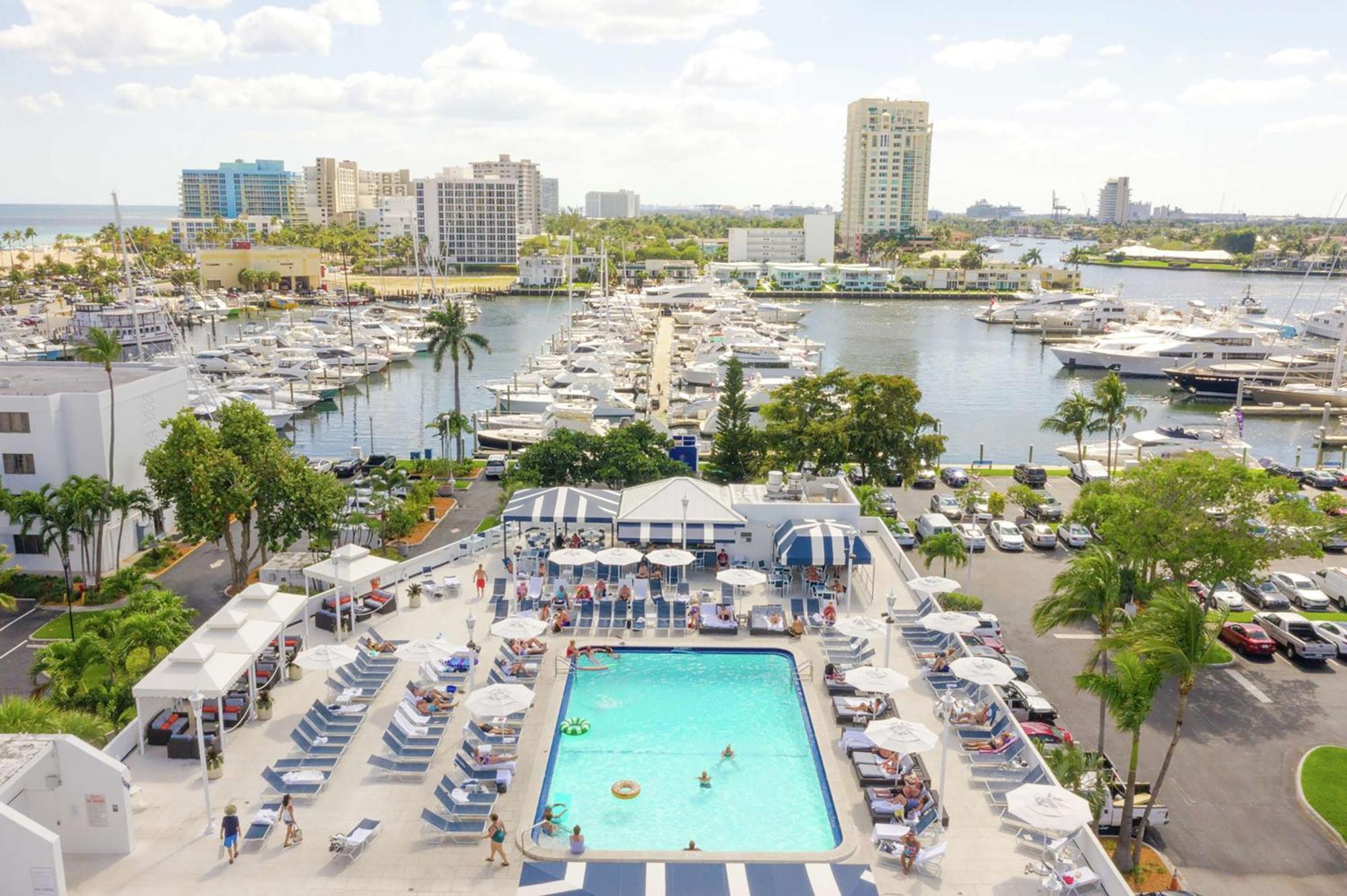 Bahia Mar Fort Lauderdale Beach - Doubletree By Hilton Hotel Bagian luar foto